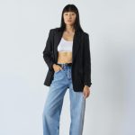https://demoshine.revoapps.id/wp-content/uploads/2024/12/UrbanChic-Formal-Woman-Blazer-in-Black-150x150.jpg